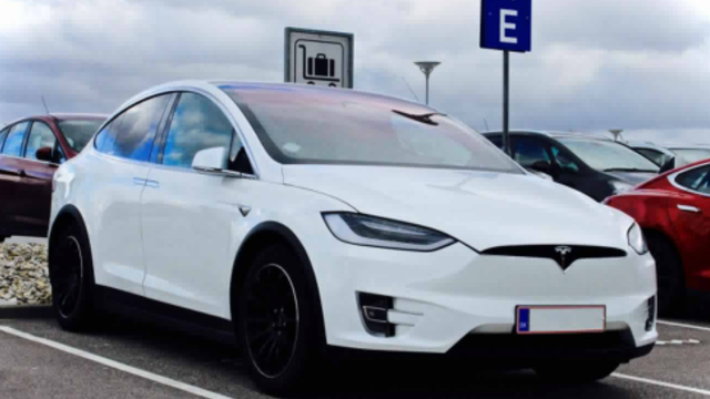 Dagens Spot 03/17 - Tesla Model X